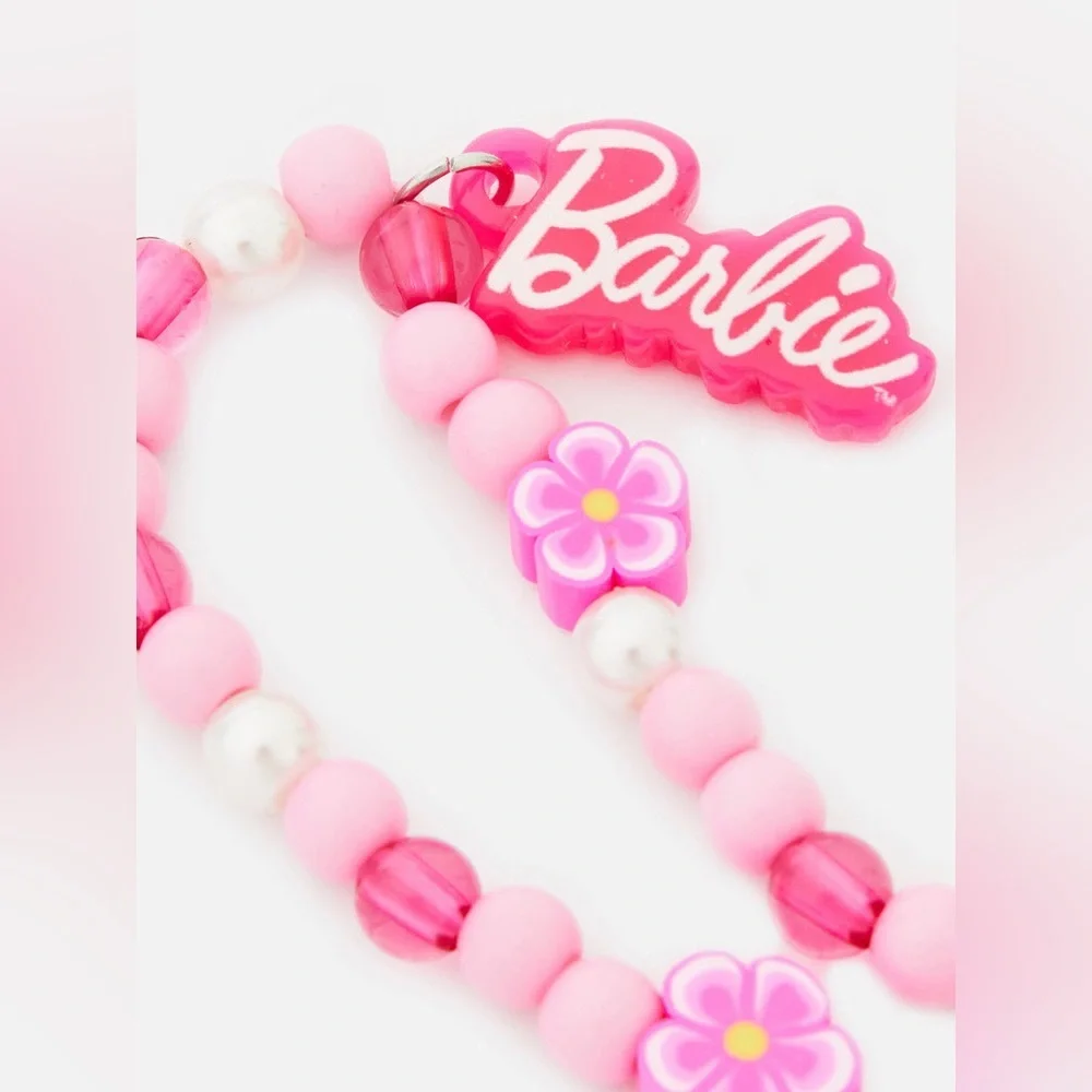 Barbie pink comment phone