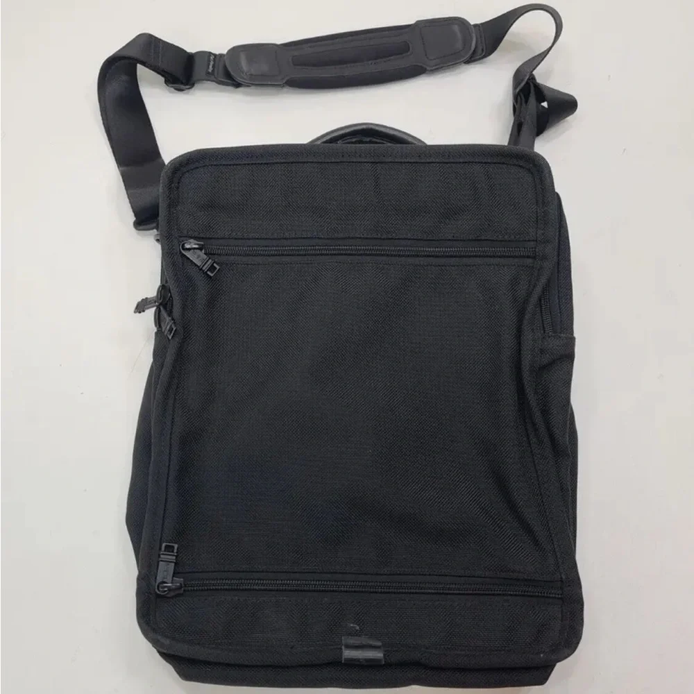 Tumi bag shoulder