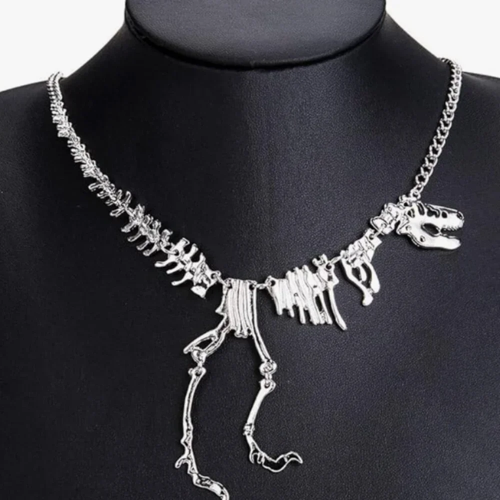 N/A dinosaur skeleton