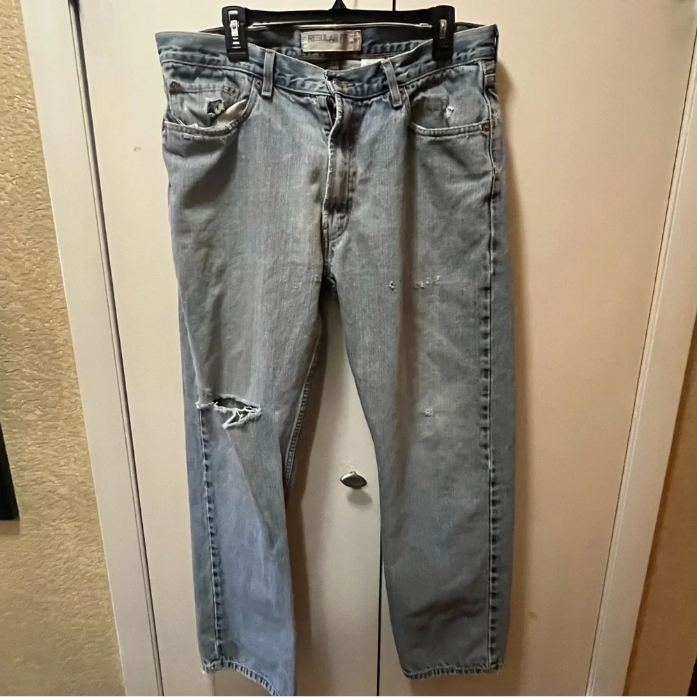 Levi's 505 Regular Fit Blue Straight Jeans with Distressed Details.38x32