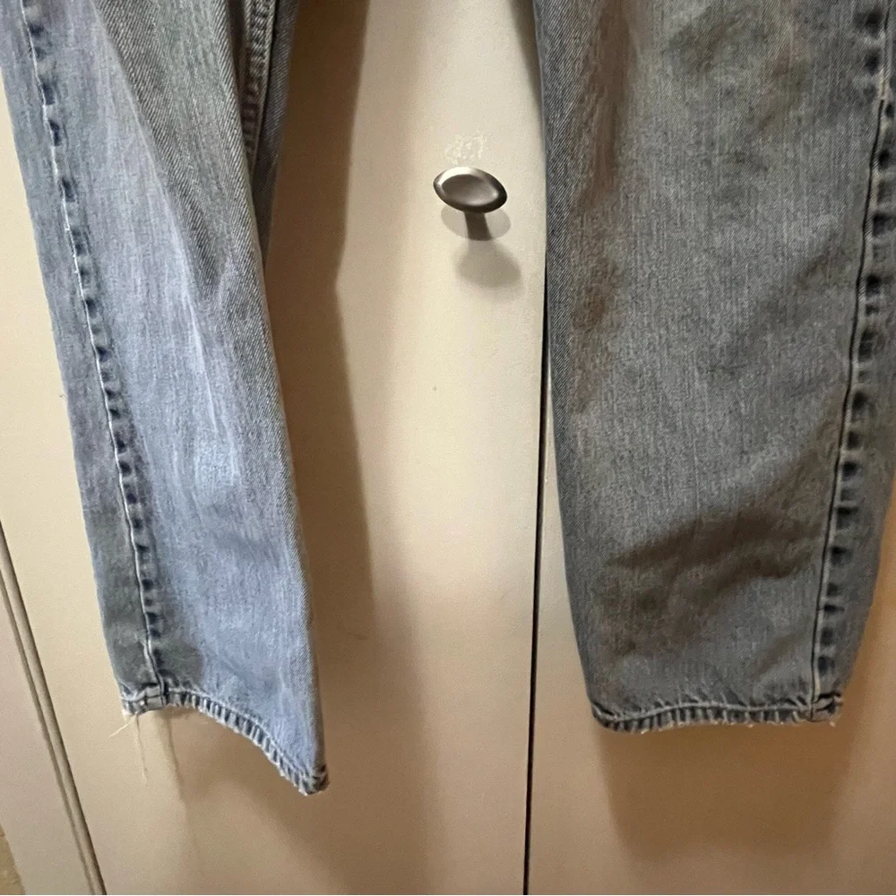 Levis these levi