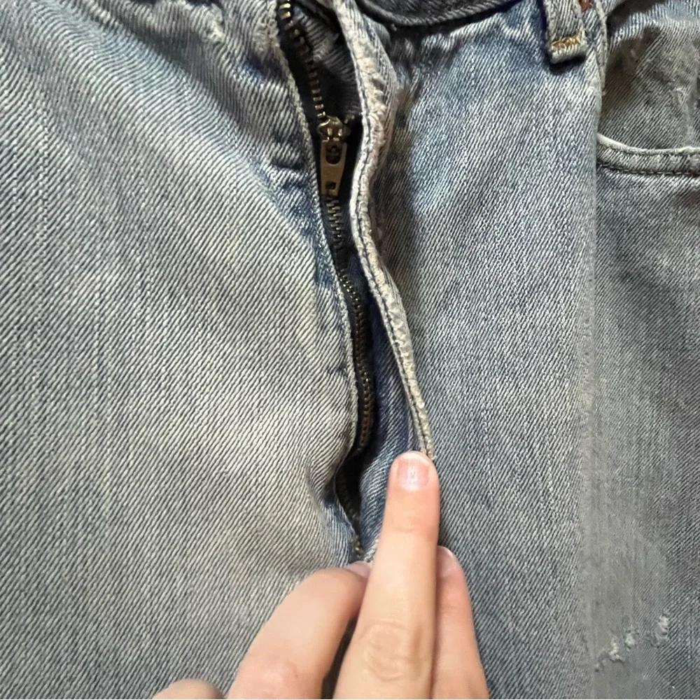 Levis these levi