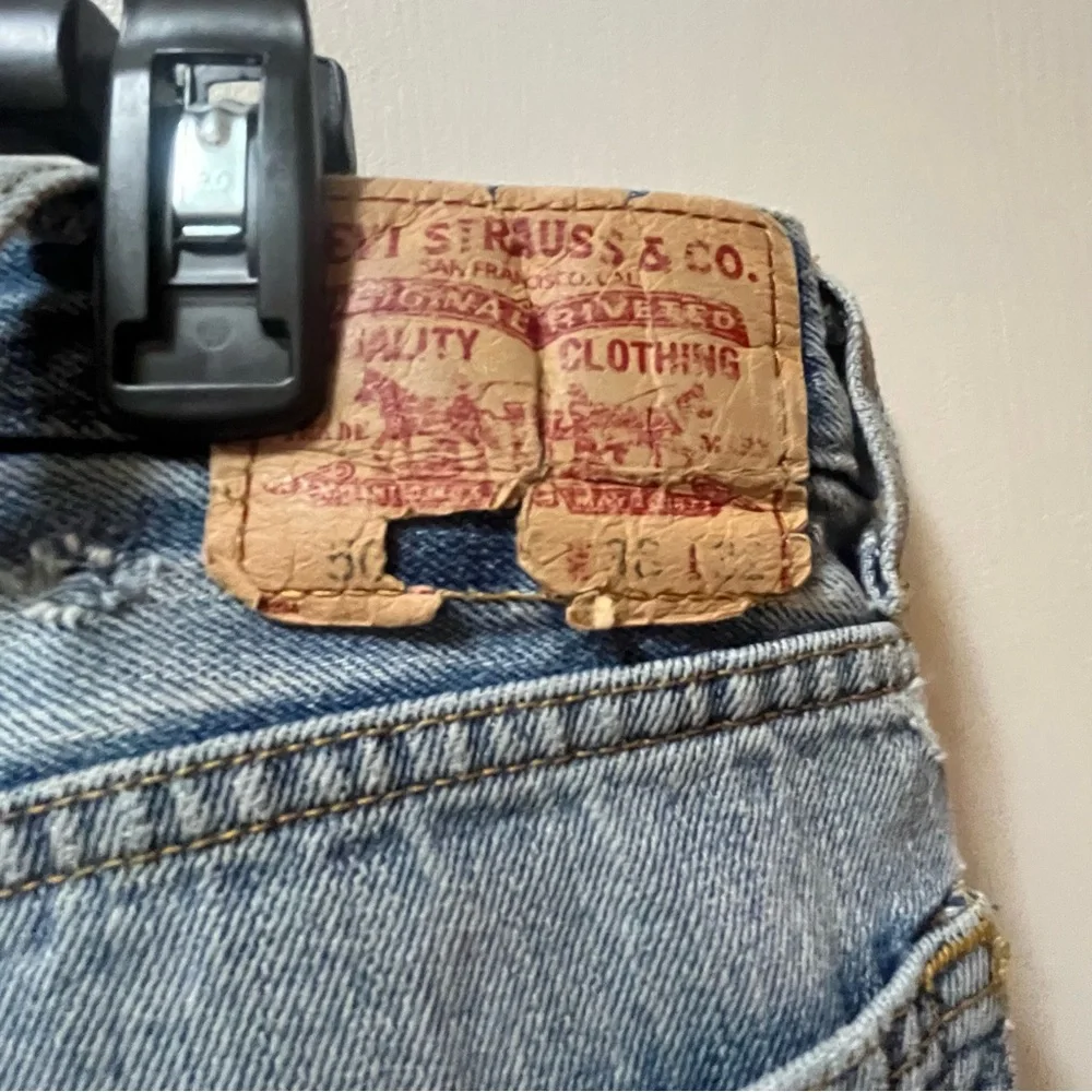 Levis these levi