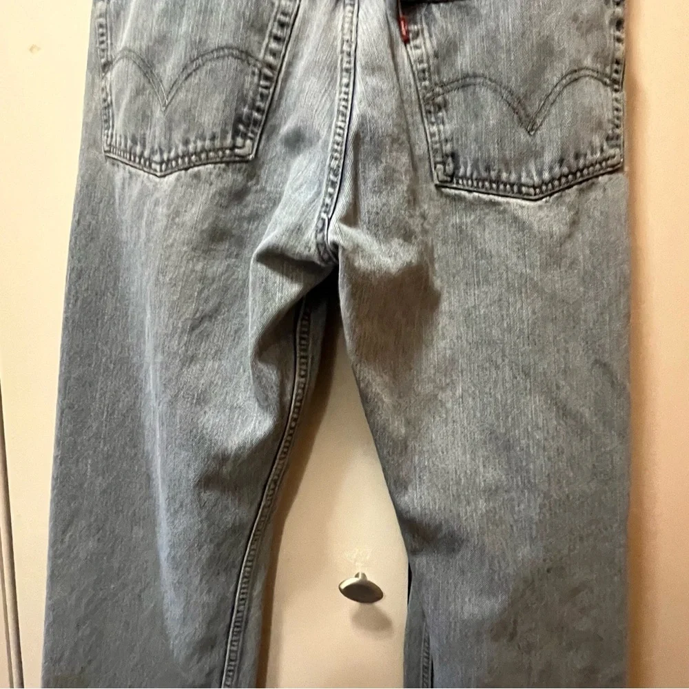Levis these levi