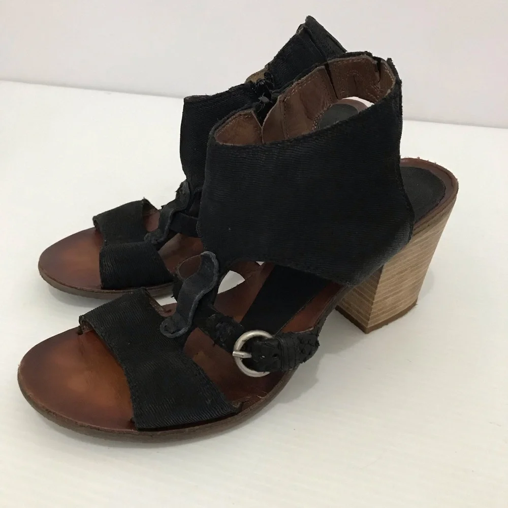 Mjus women mel