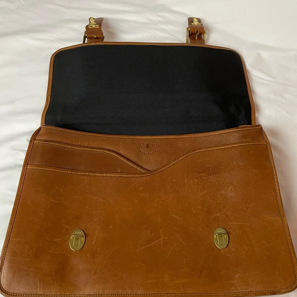 Aston leather triple