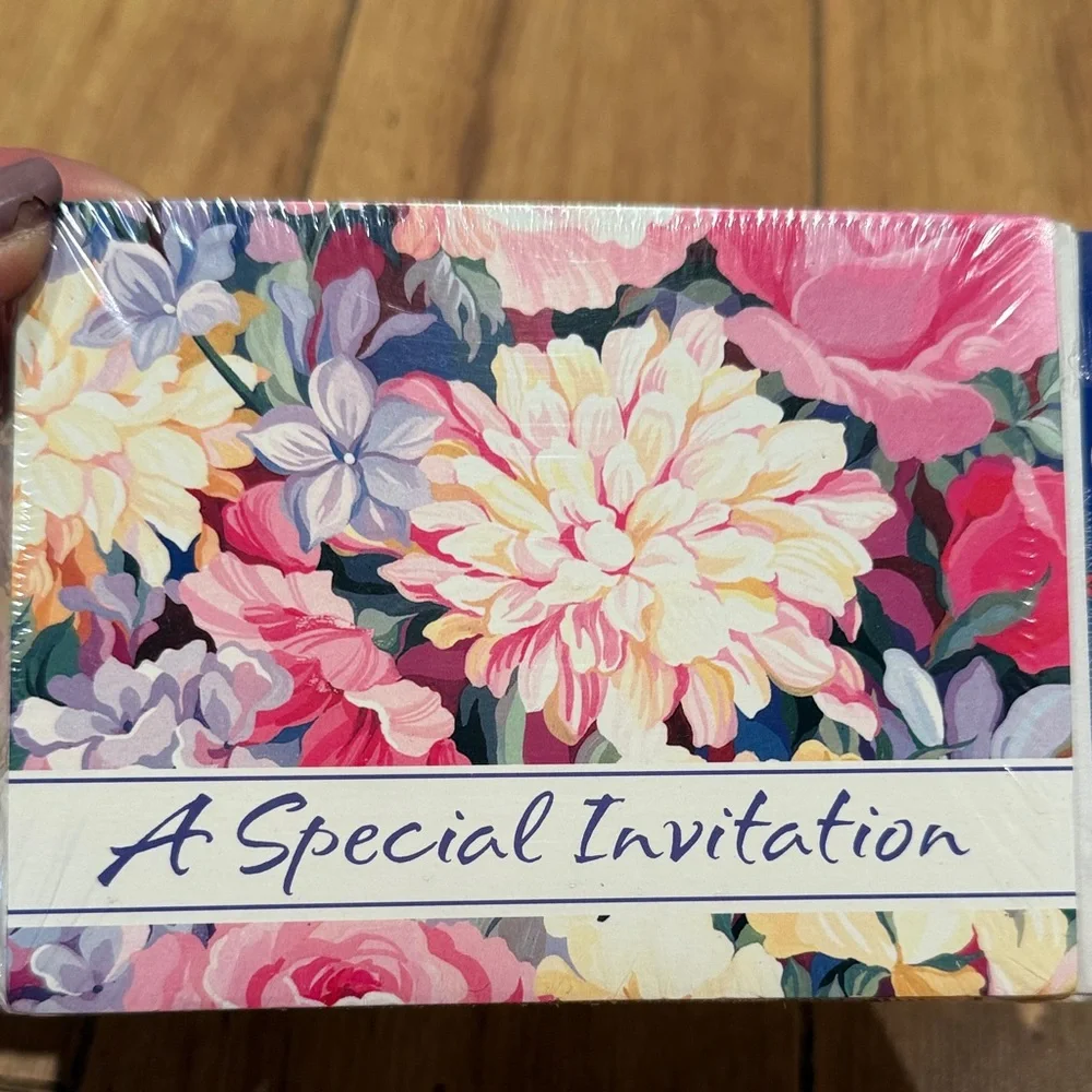 American Greetings sets floral