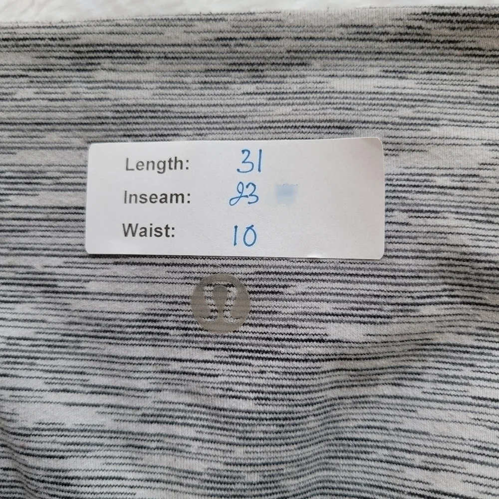 lululemon athletica pre owned