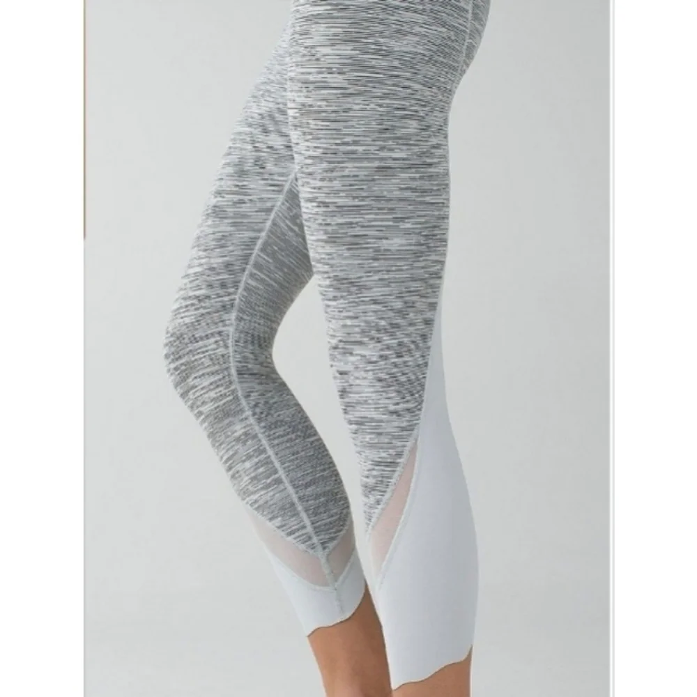 lululemon athletica pre owned