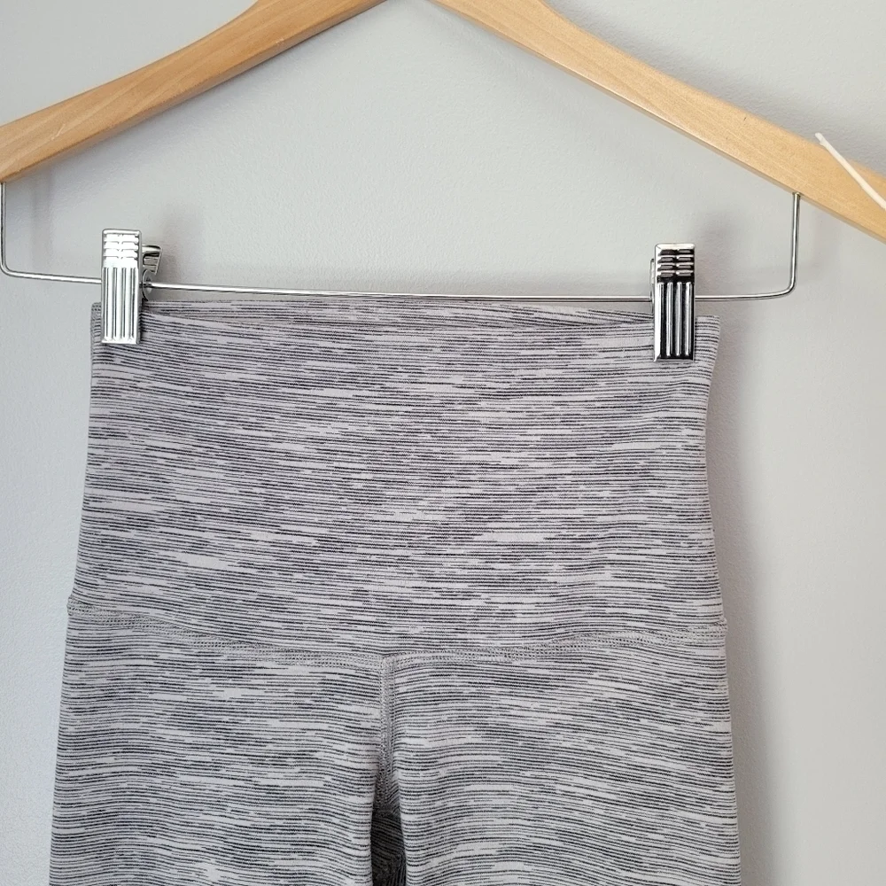 lululemon athletica pre owned