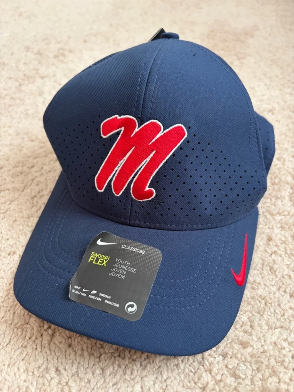 Nike Aerobill NWT Youth Sideline Ole Miss Hat Cap College Navy OSFM