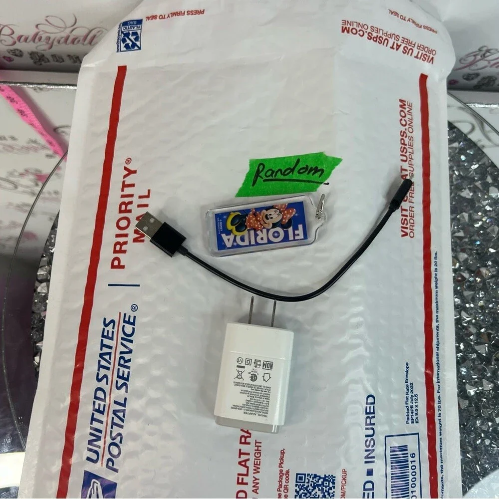 N/A compact white
