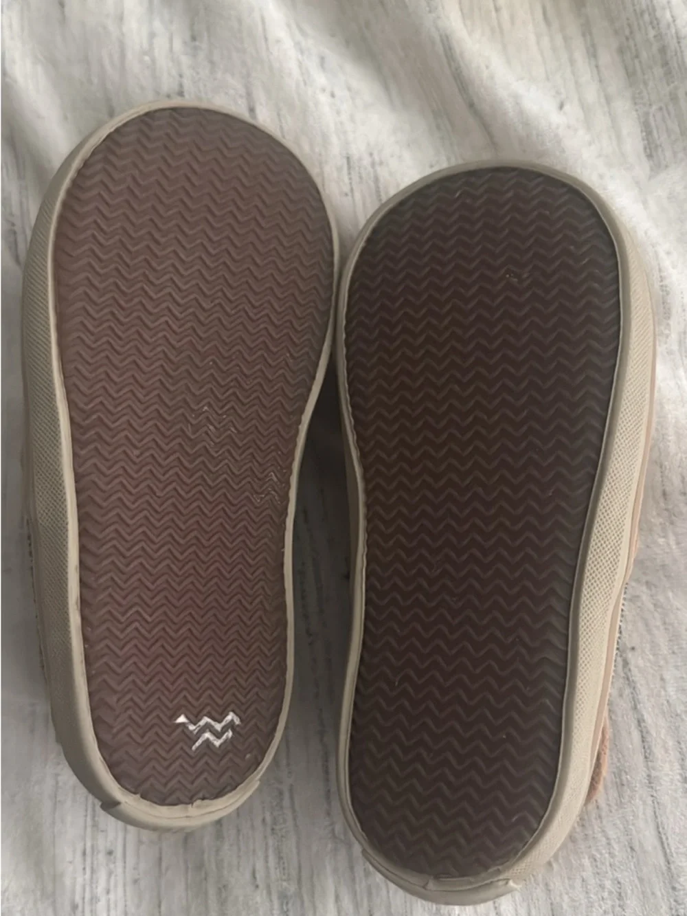 Sperry comfortable tan