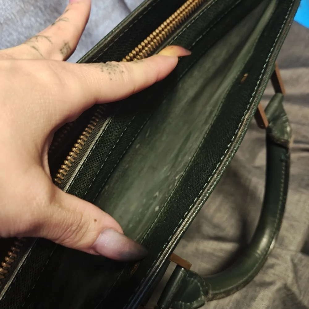 Louis Vuitton this authentic