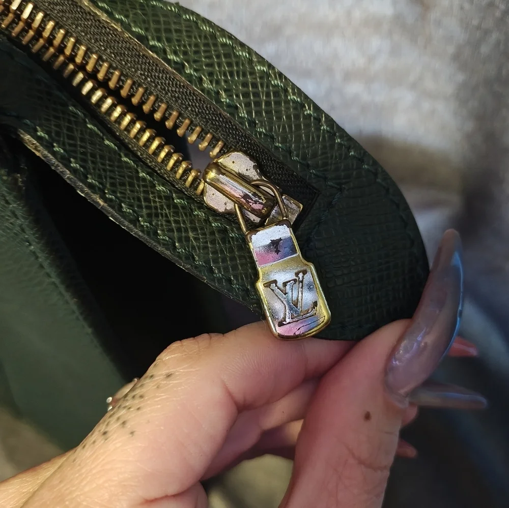 Louis Vuitton this authentic