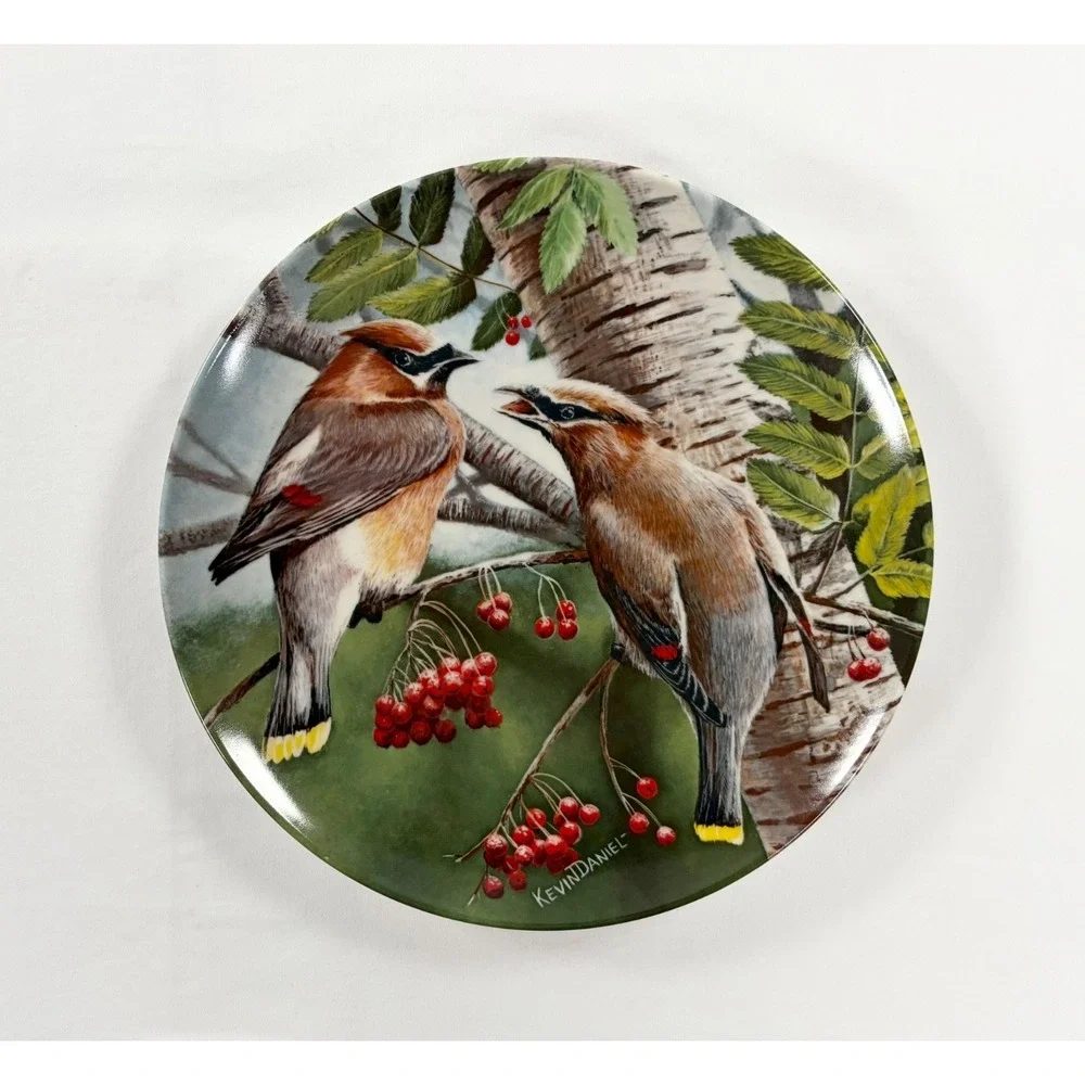 Vintage 1987 Edwin M Knowles The Cedar Waxwing Bird Plate Kevin Daniel 8.5