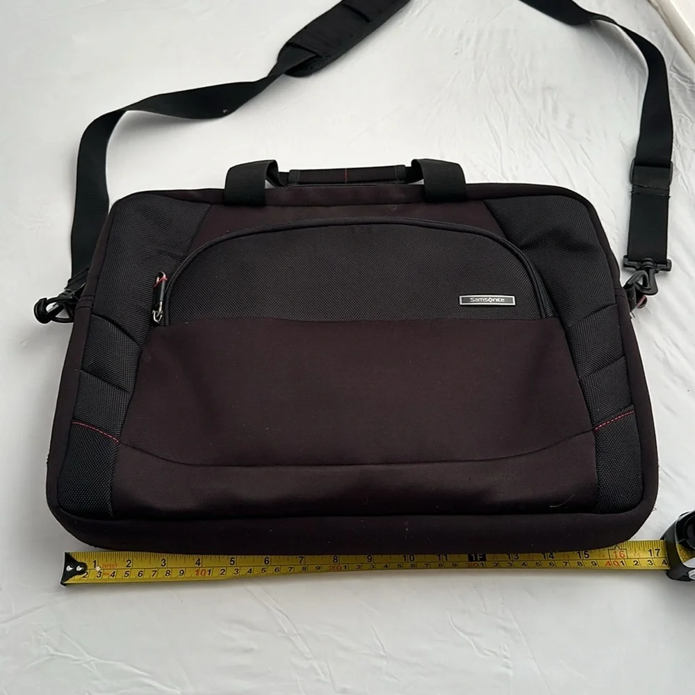 Samsonite black soft