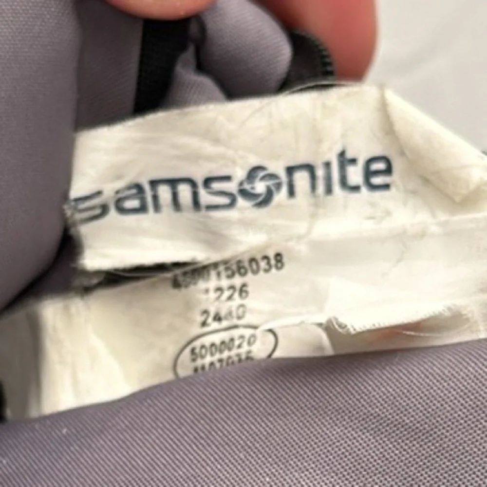 Samsonite black soft