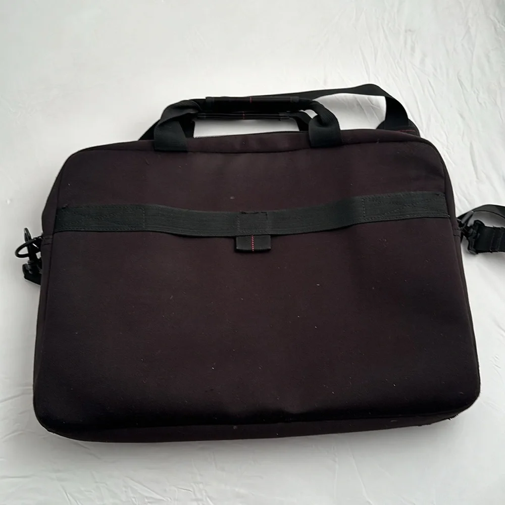 Samsonite black soft