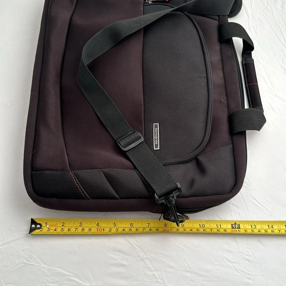 Samsonite black soft