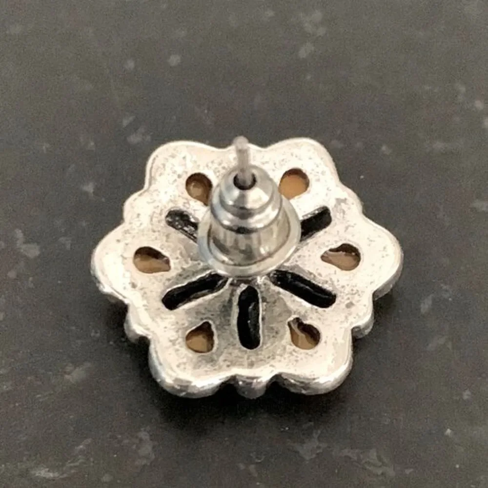 N/A these silver