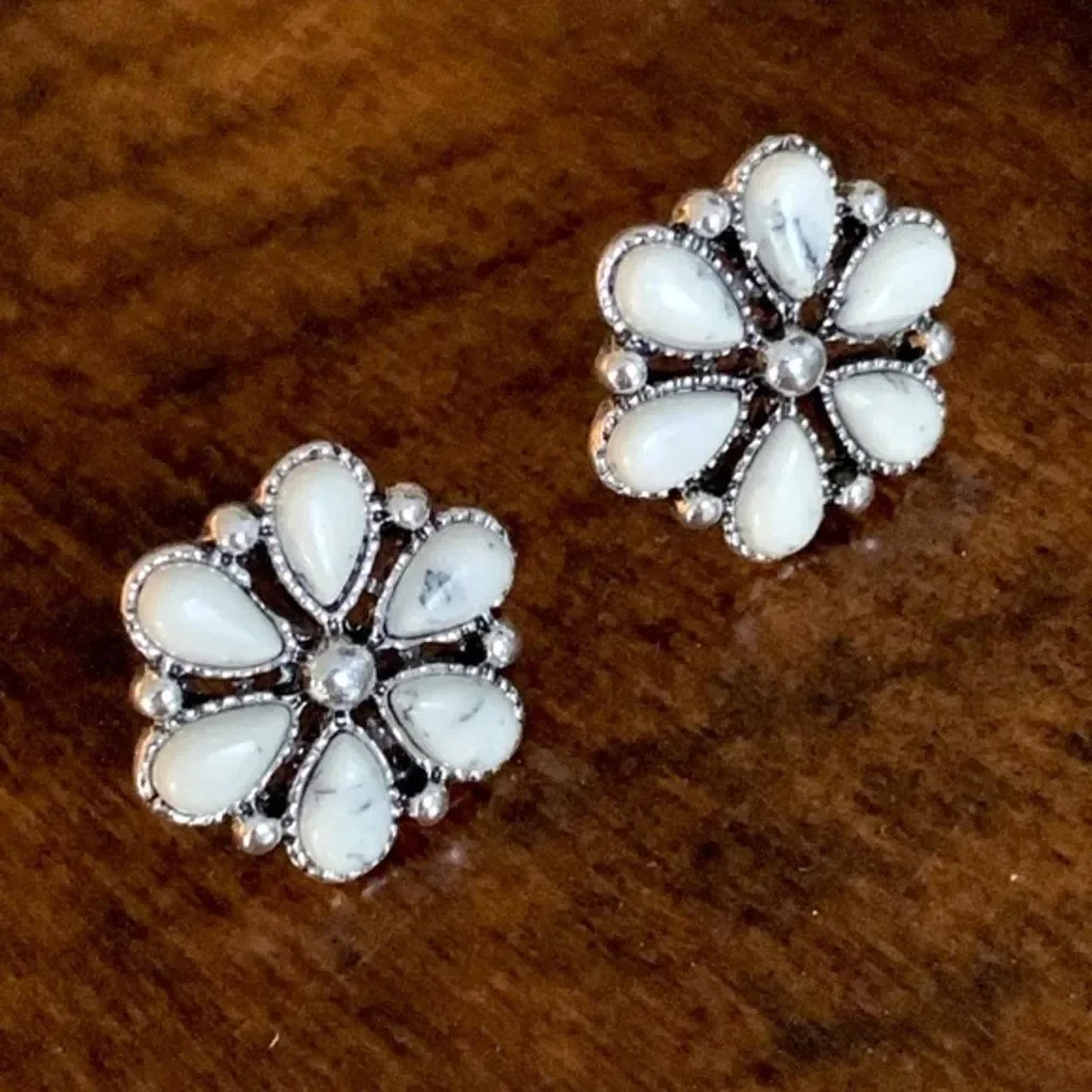 N/A these silver