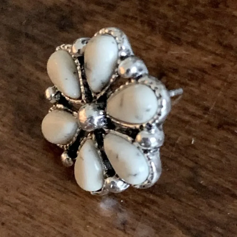 N/A these silver