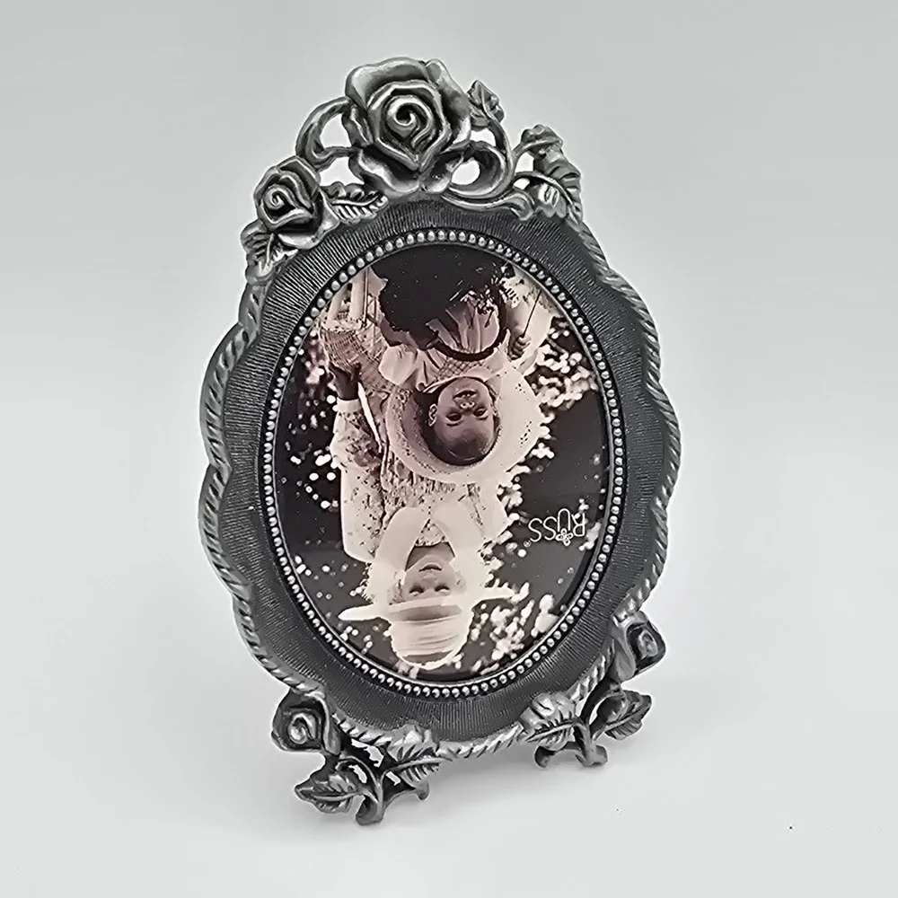 Vtg‎ Ornate Metal Floral Photo Picture Frame Free Standing
