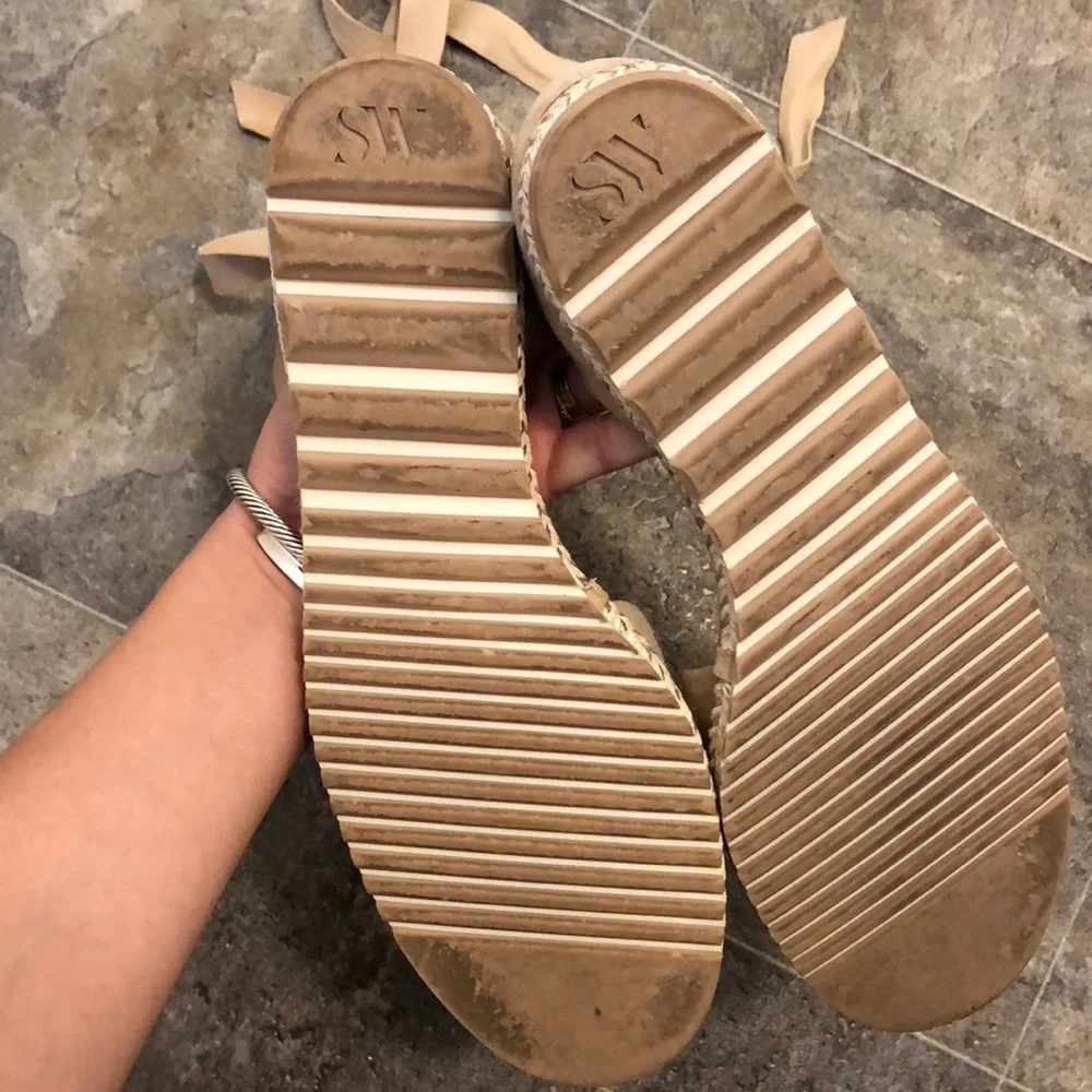 Stuart Weitzman perfect summer
