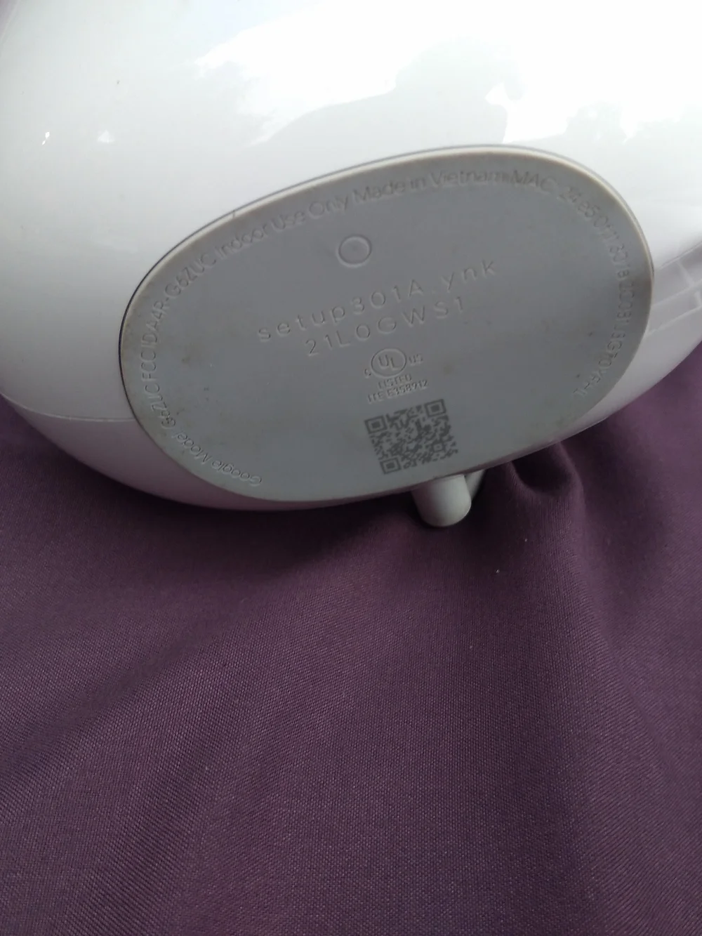 google compact white
