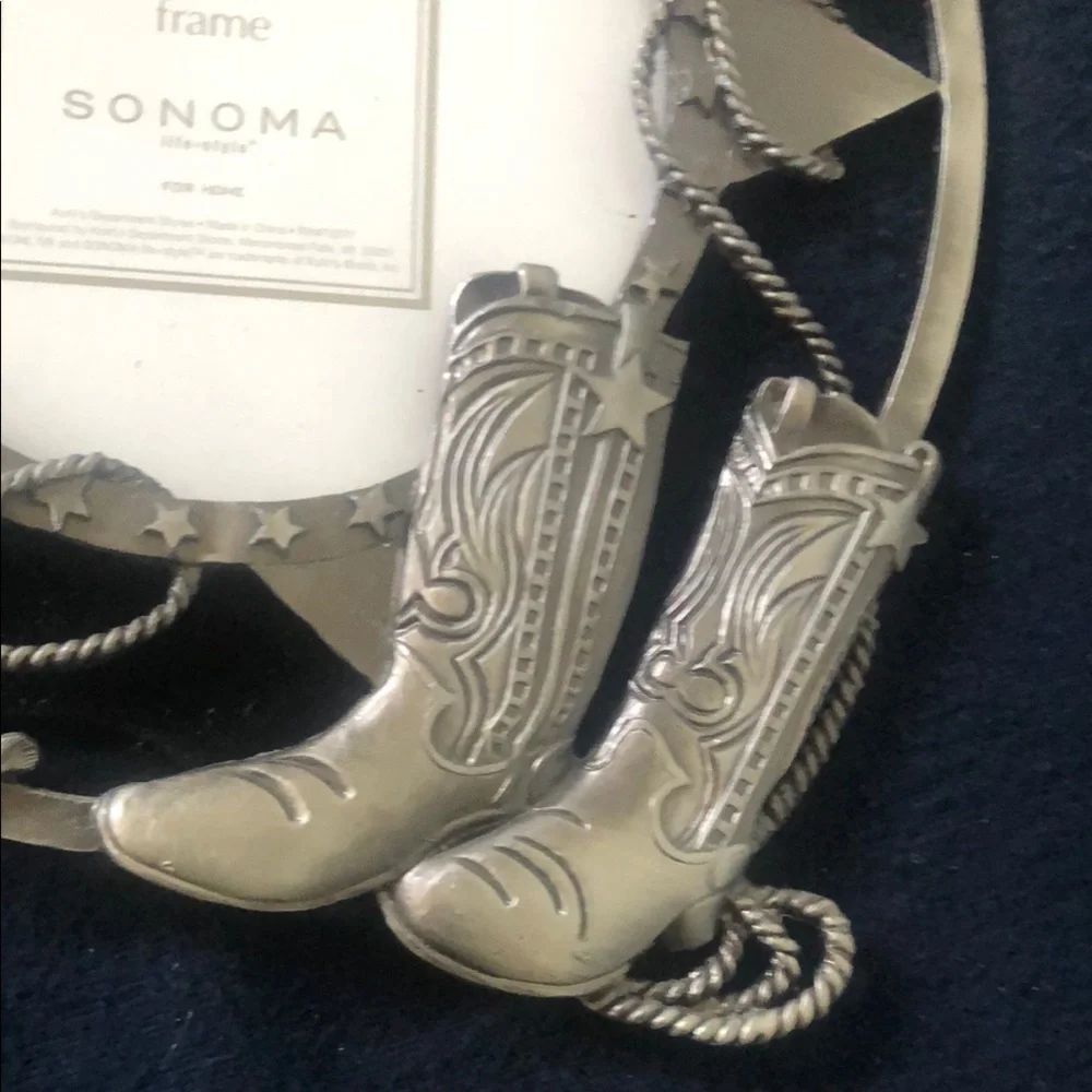 Sonoma silver accented