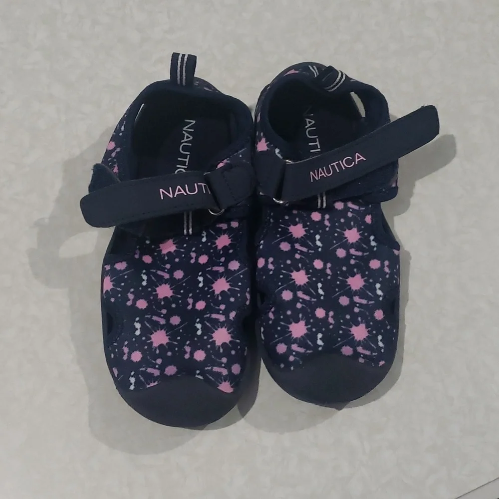 Nautica brand‎ water shoes size 11 NWOT
