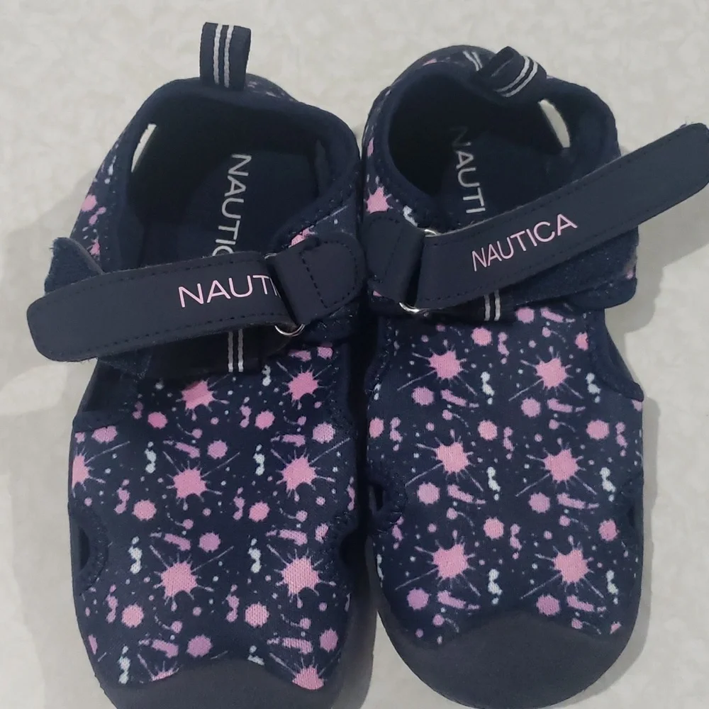 Nautica nwot brand