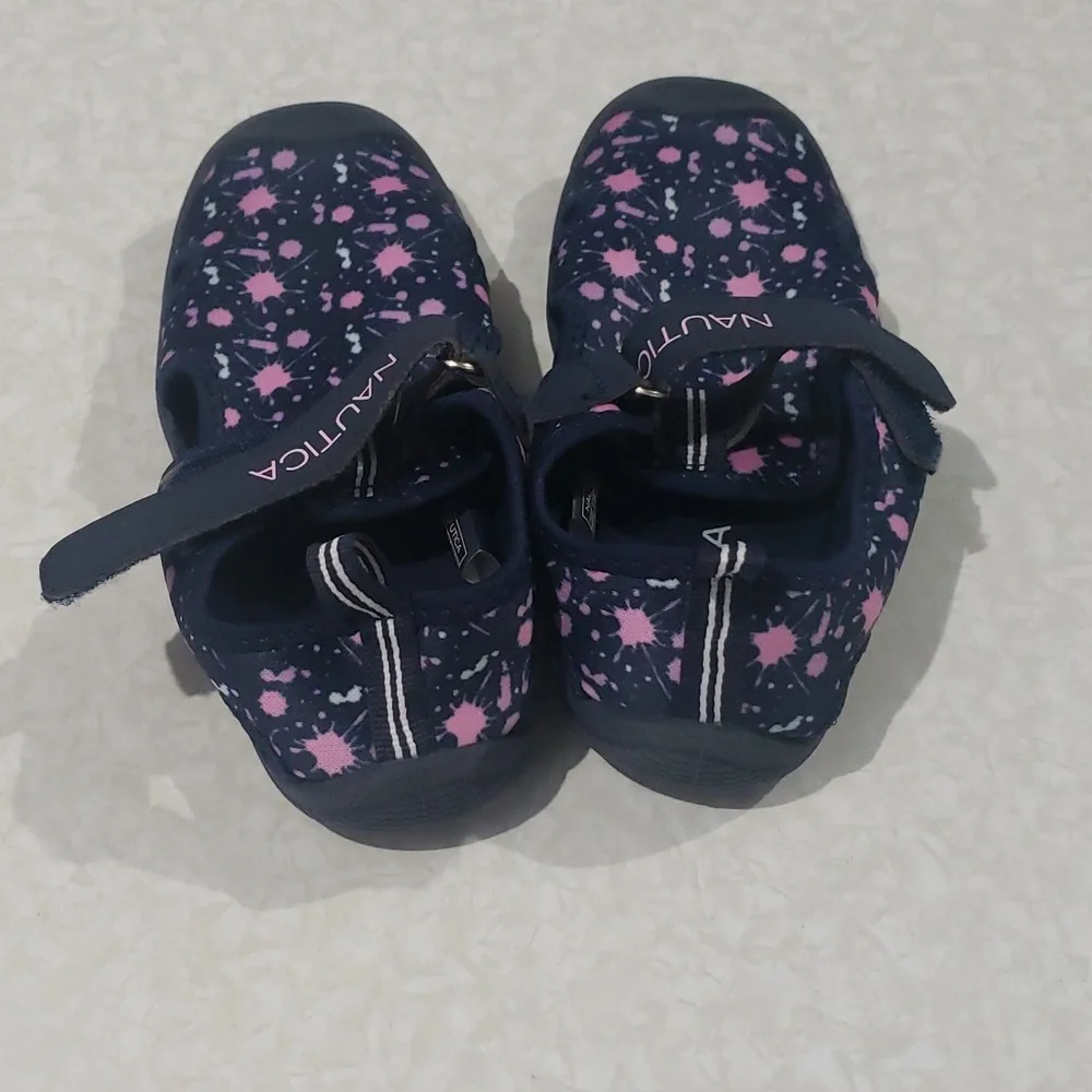 Nautica nwot brand