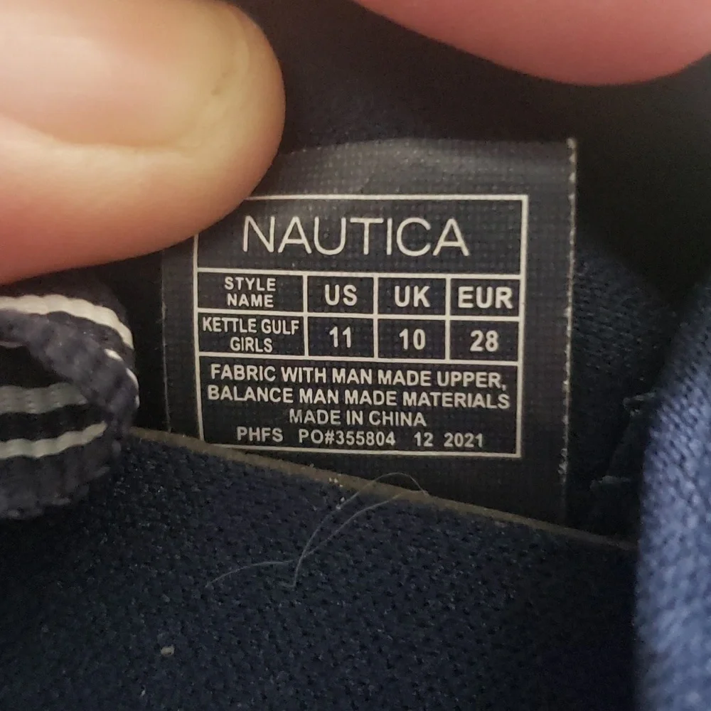 Nautica nwot brand