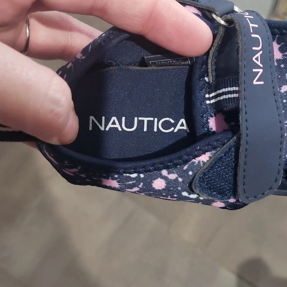 Nautica nwot brand