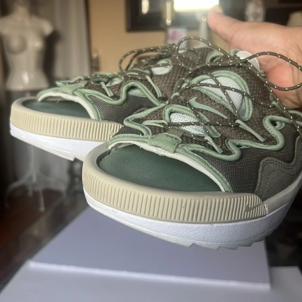 Nike questions leave