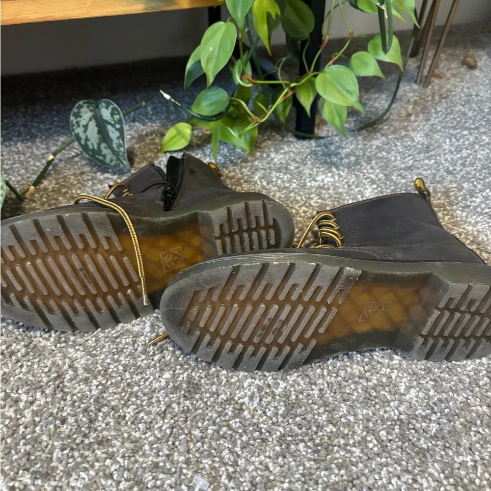Dr. Martens small airwair