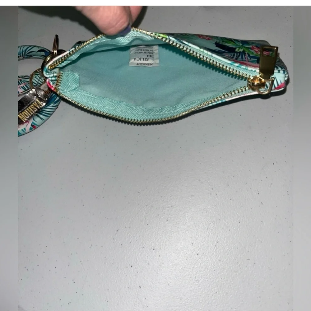 Wild Wear Fashion nwt wristlet