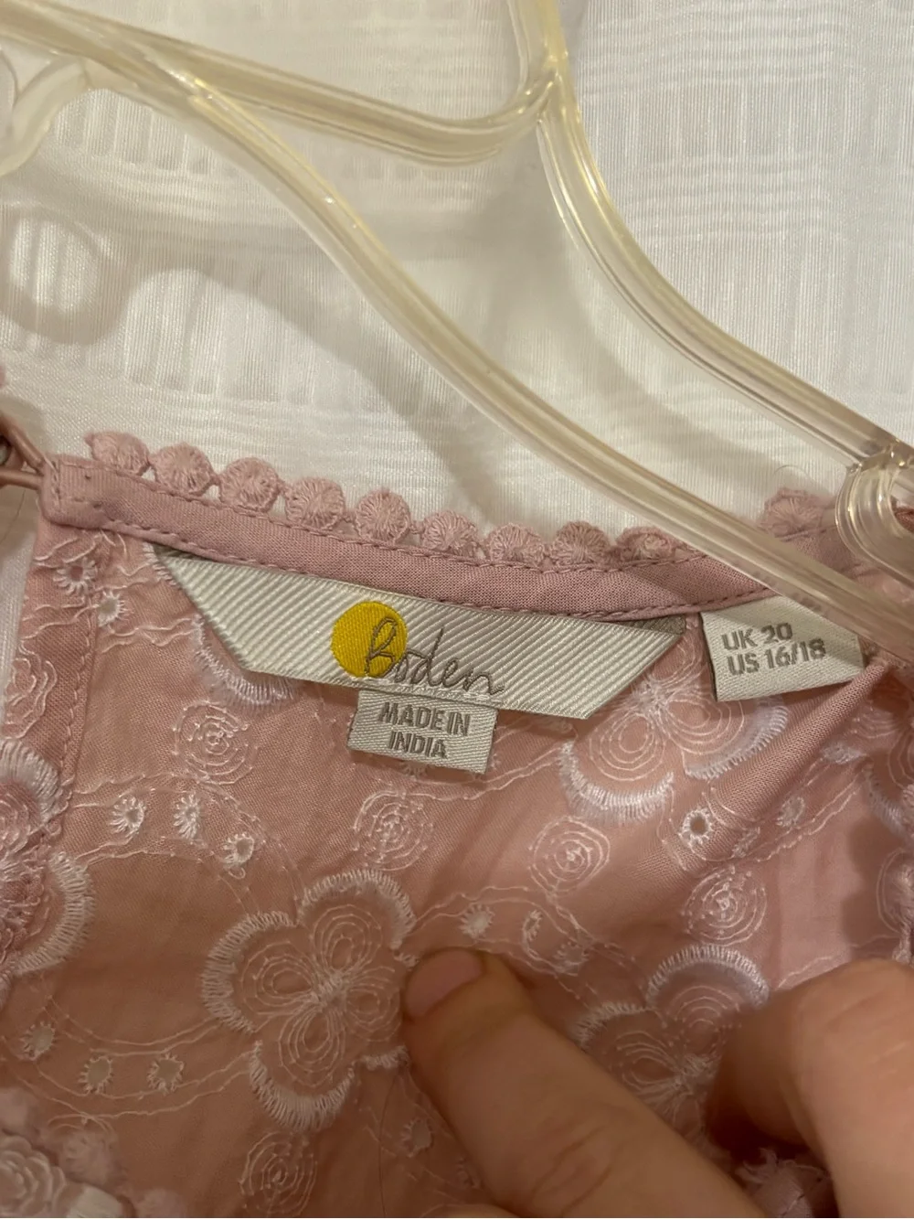 Boden broderie pink