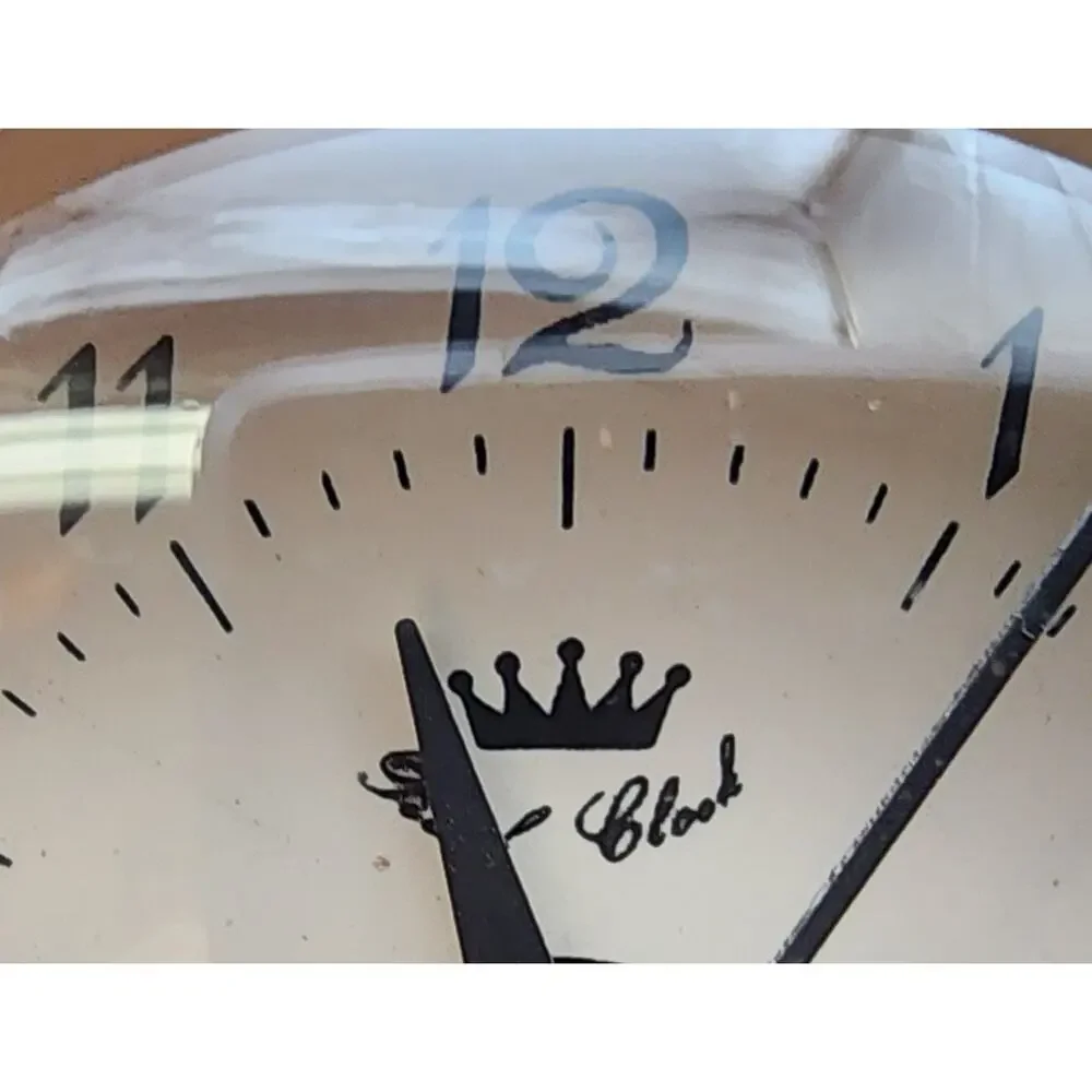 Best Clock this elegant