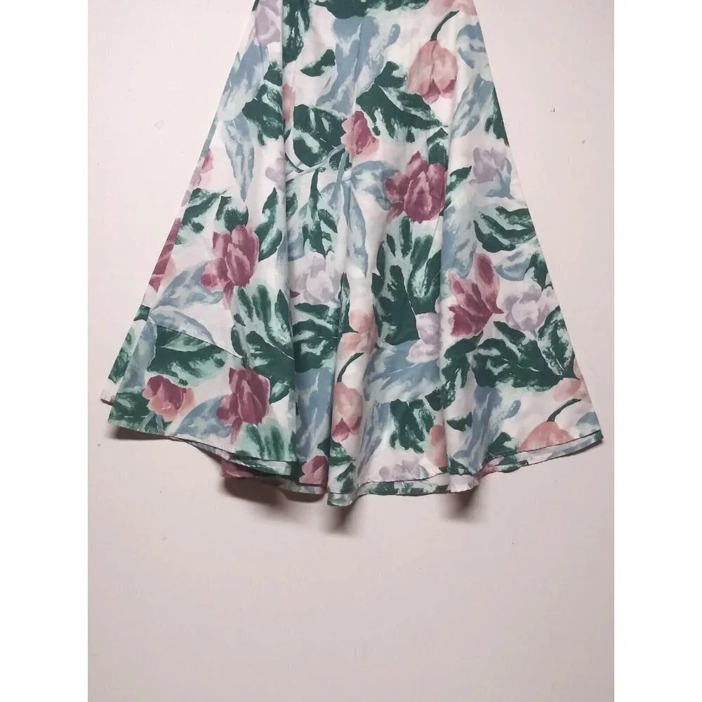 Vintage round floral