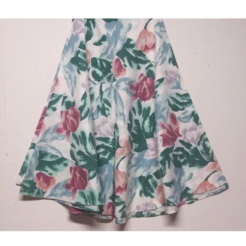 Vintage round floral