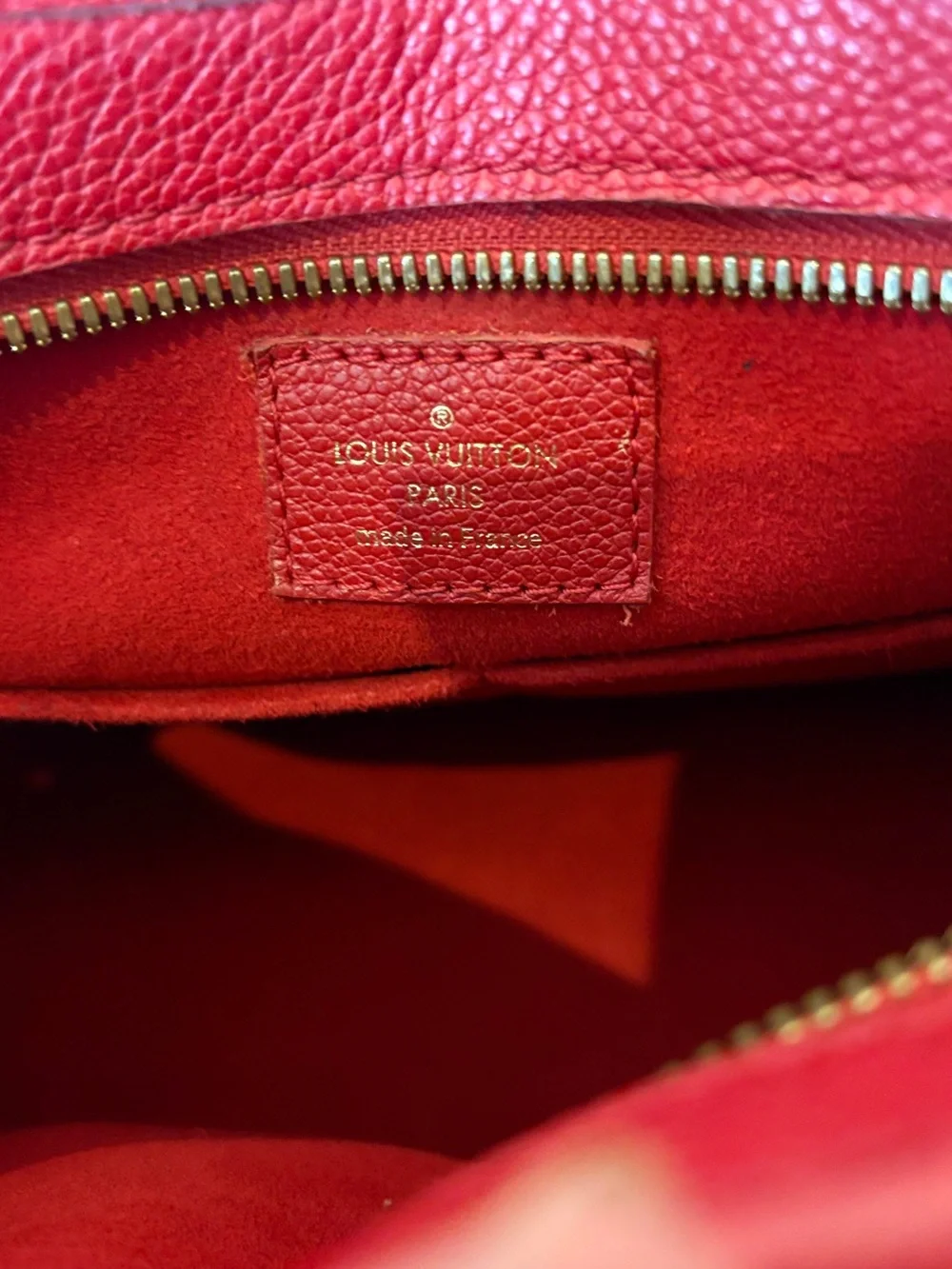 Louis Vuitton signature louis