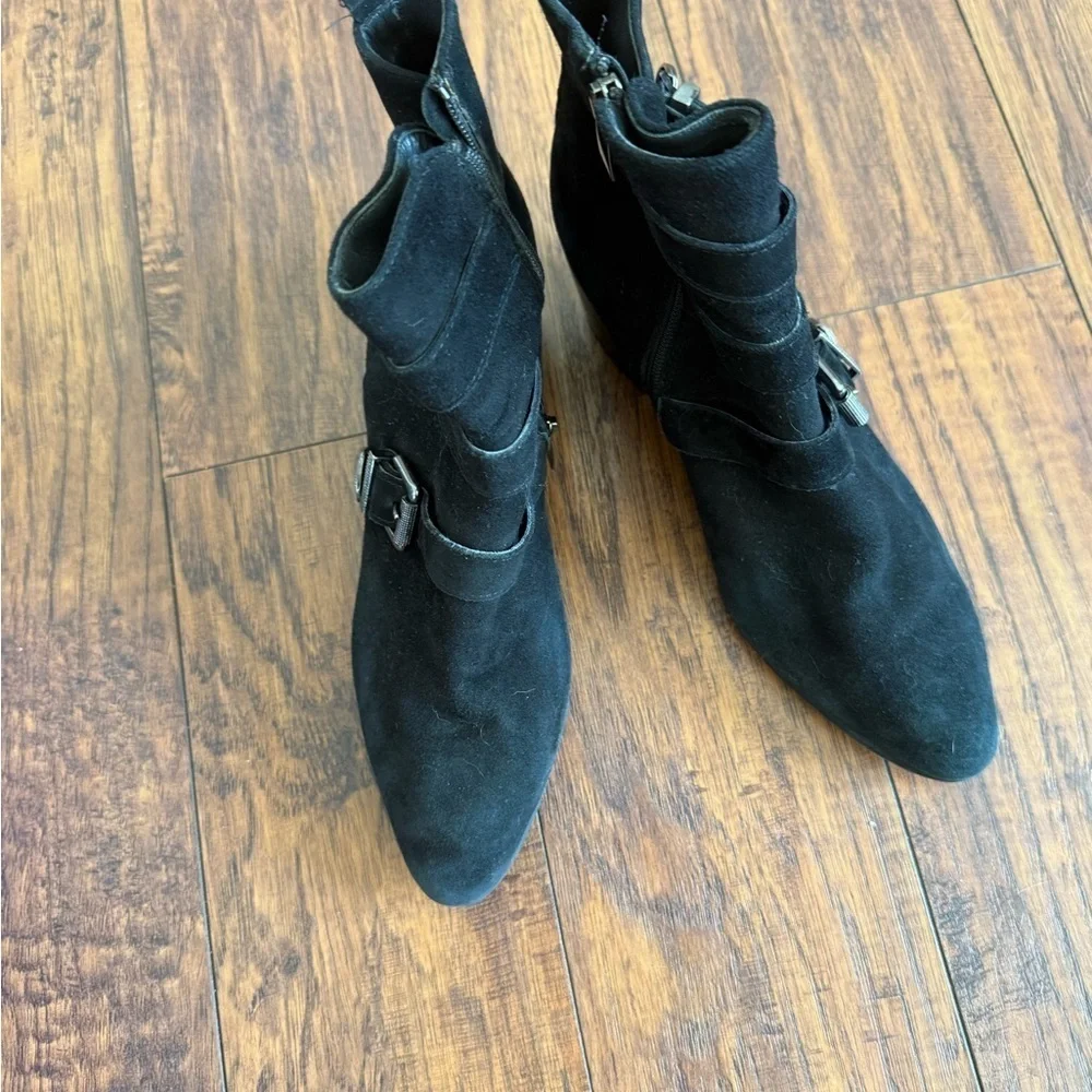 Blue Velvet size 37