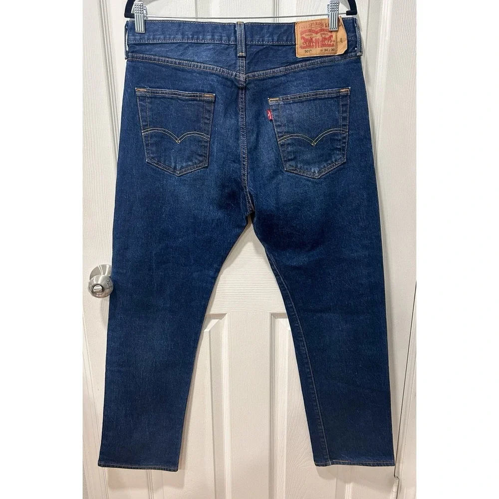 Levis classic straight