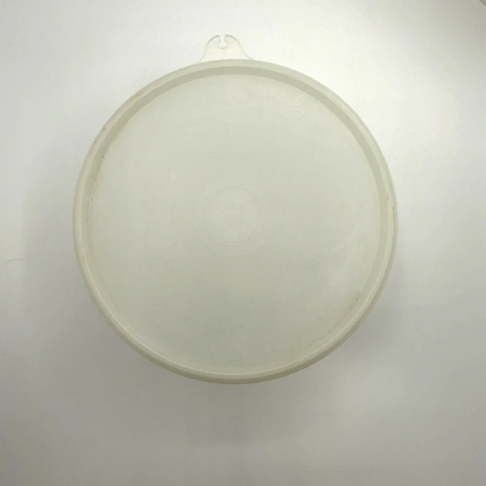 Tupperware lot clear