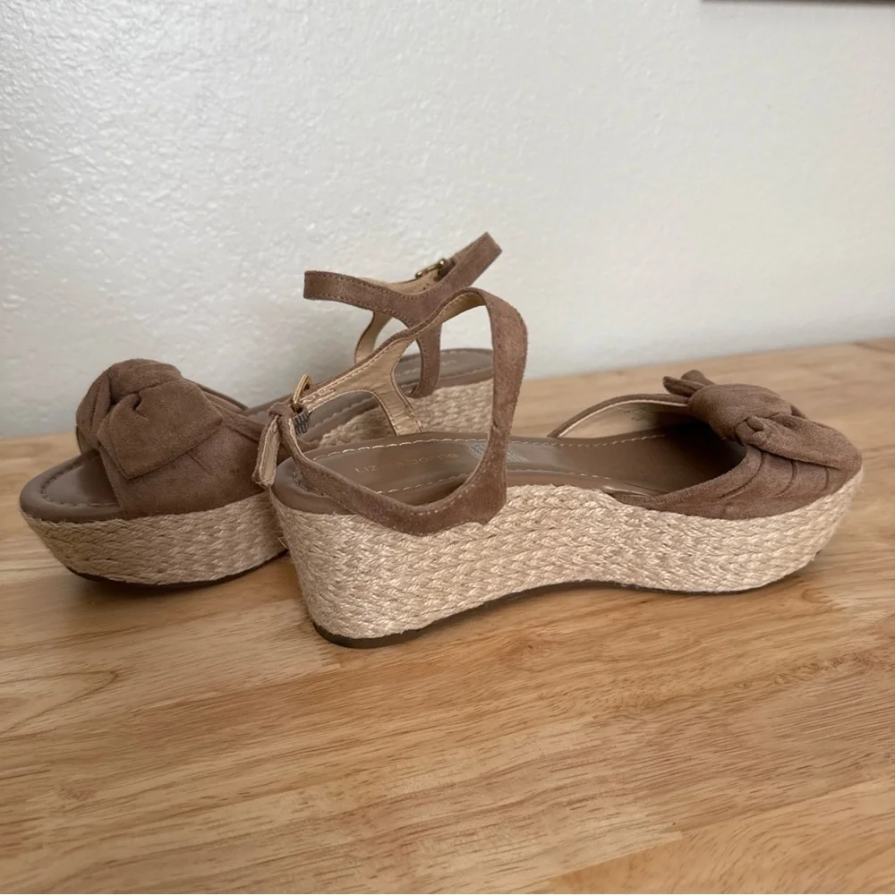 Liz Claiborne liz claiborne