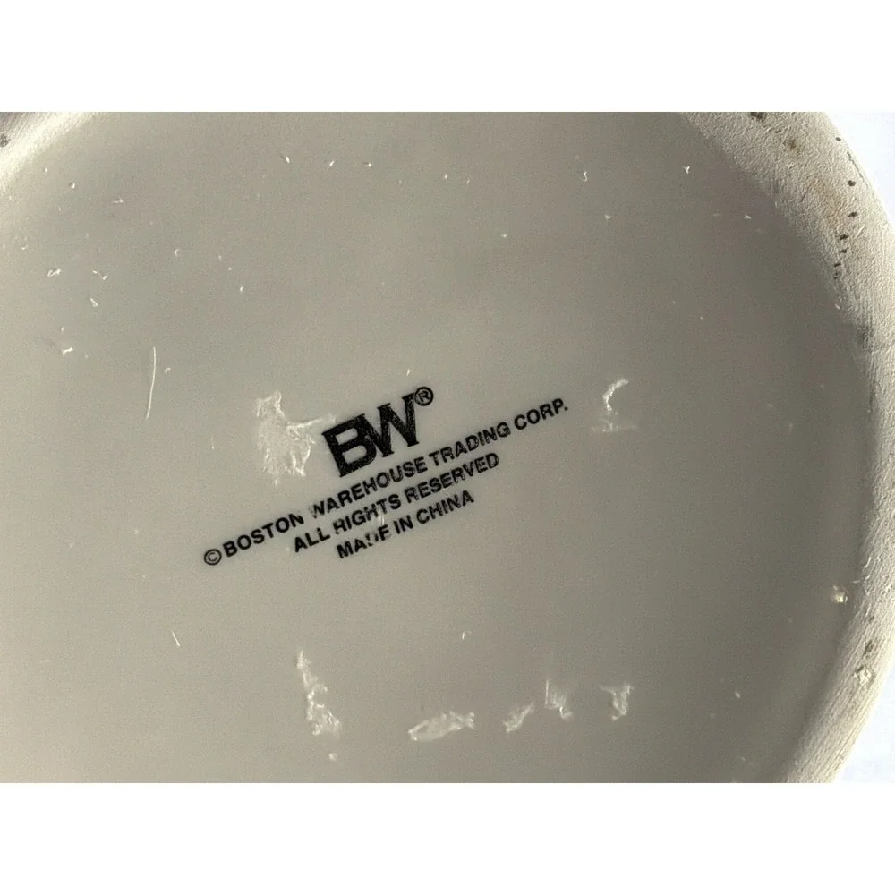 Boston Warehouse Inc ceramic ghost
