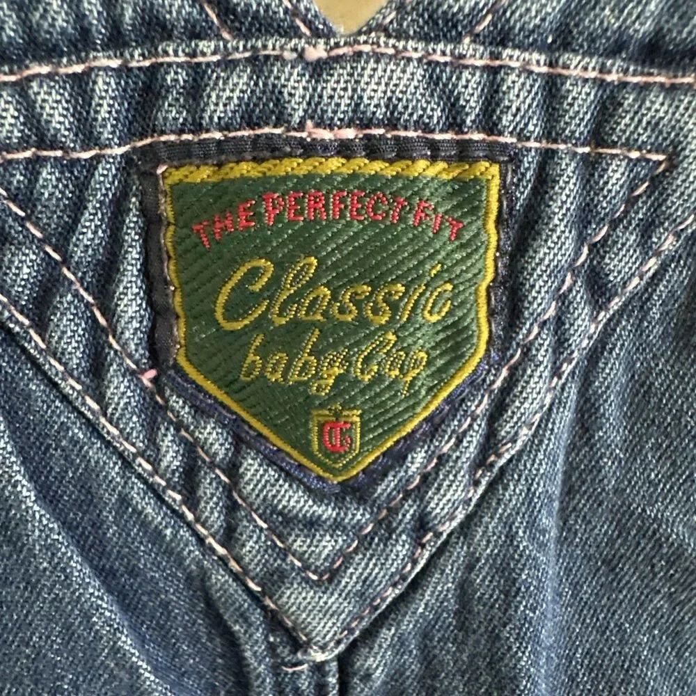 GAP adorable vintage